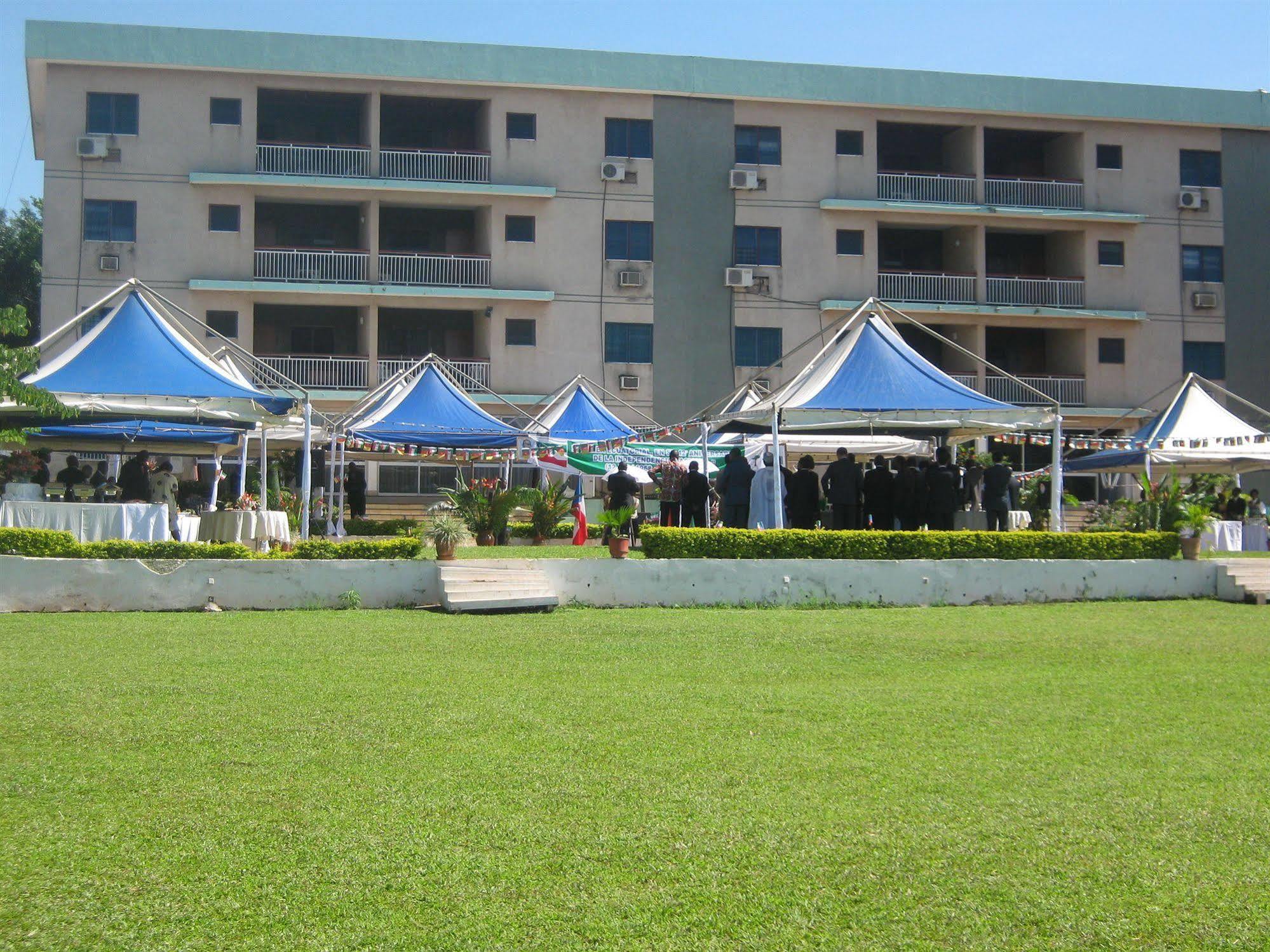 Hotel Azur Yaoundé Exterior foto